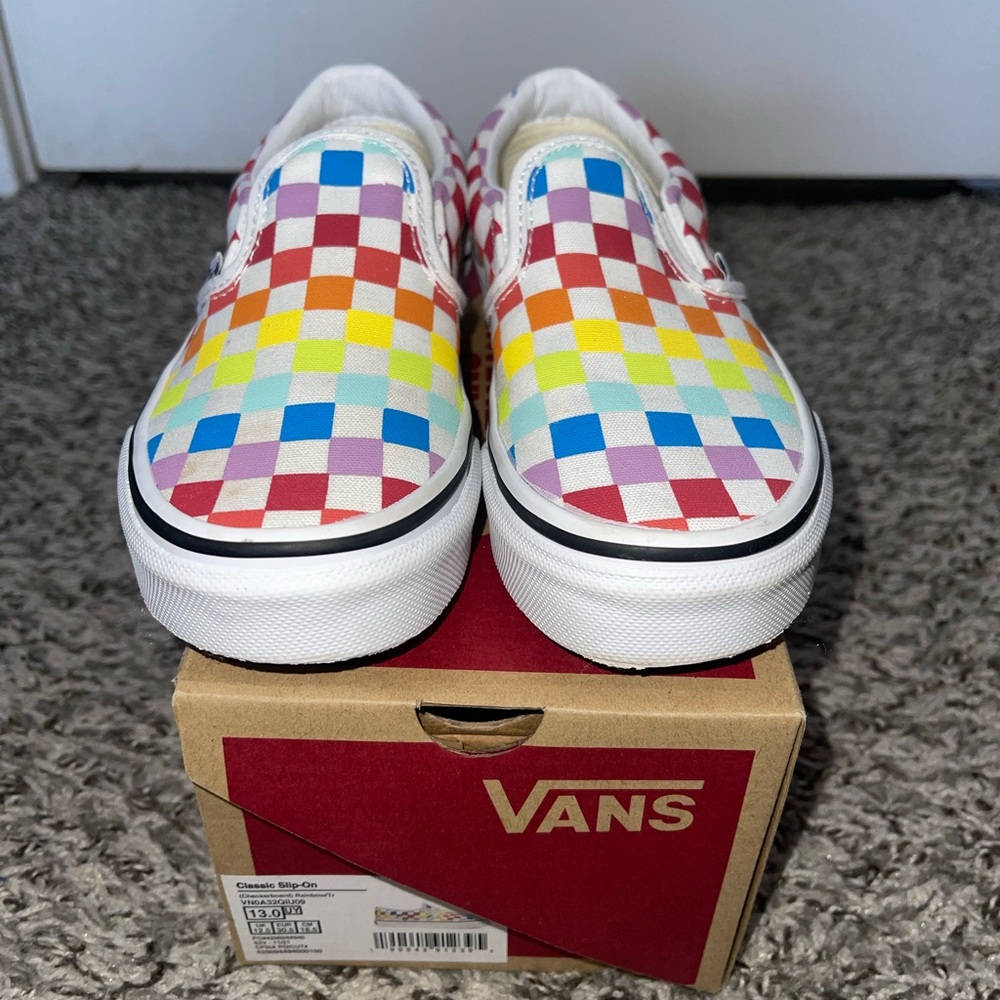 VANS kids size US 13 classic slip on checkerboard Rainbow